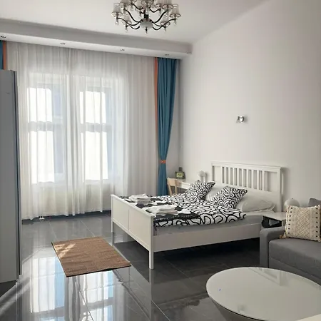Francis Downtown Escape - Near Corvin Metro - * Будапешт